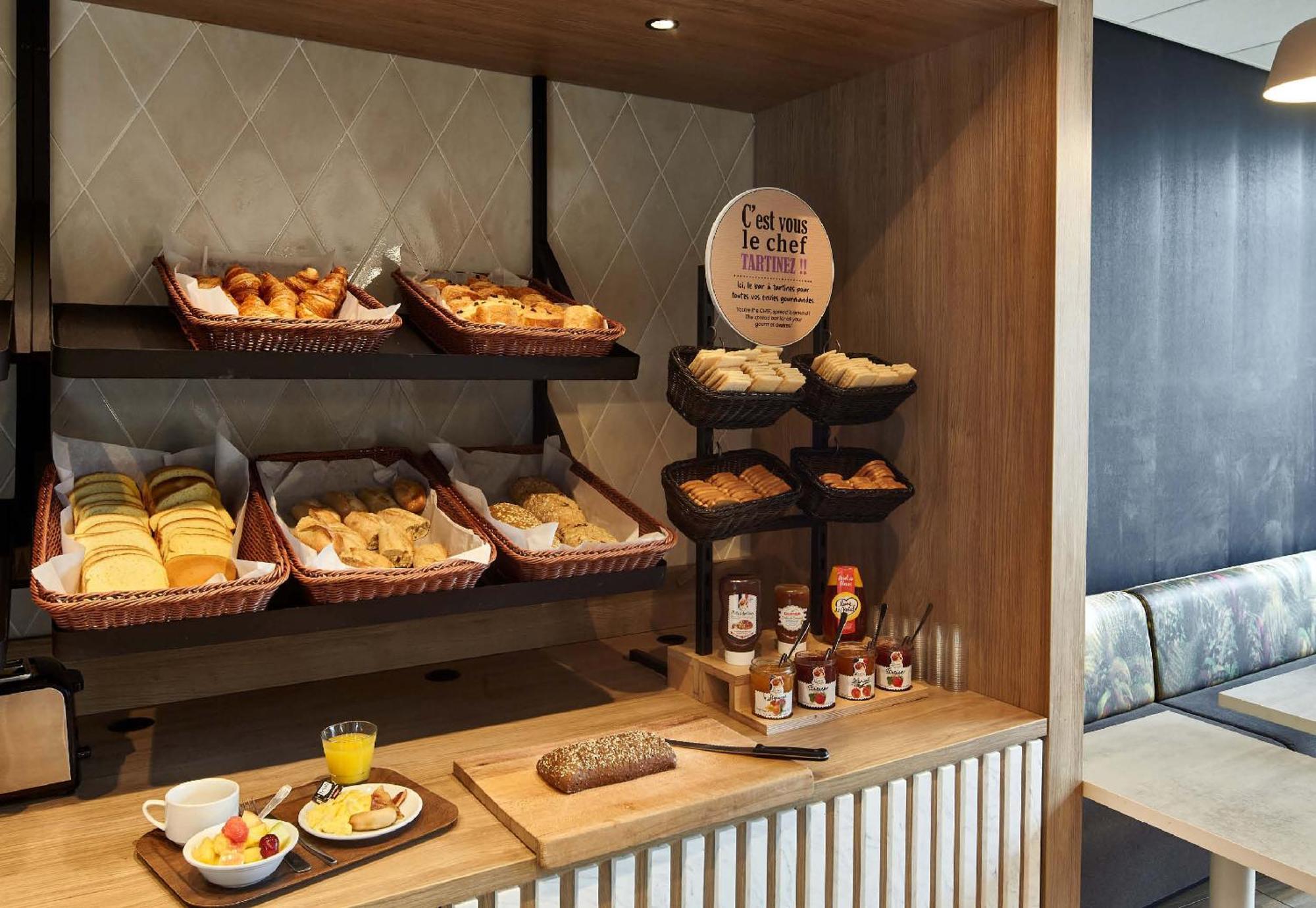 B&B Hotel Lille Villeneuve D'Ascq Grand Stade Экстерьер фото