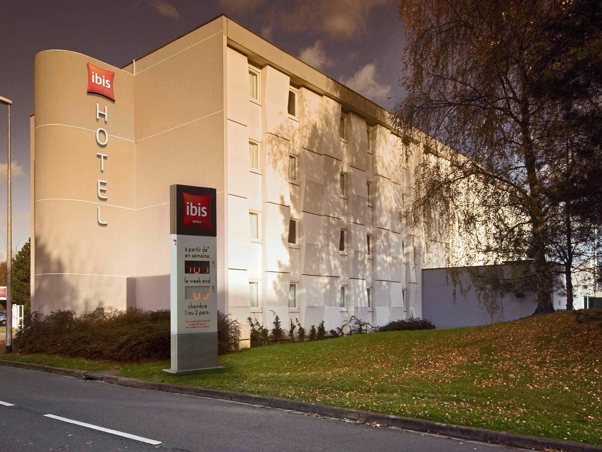 B&B Hotel Lille Villeneuve D'Ascq Grand Stade Экстерьер фото