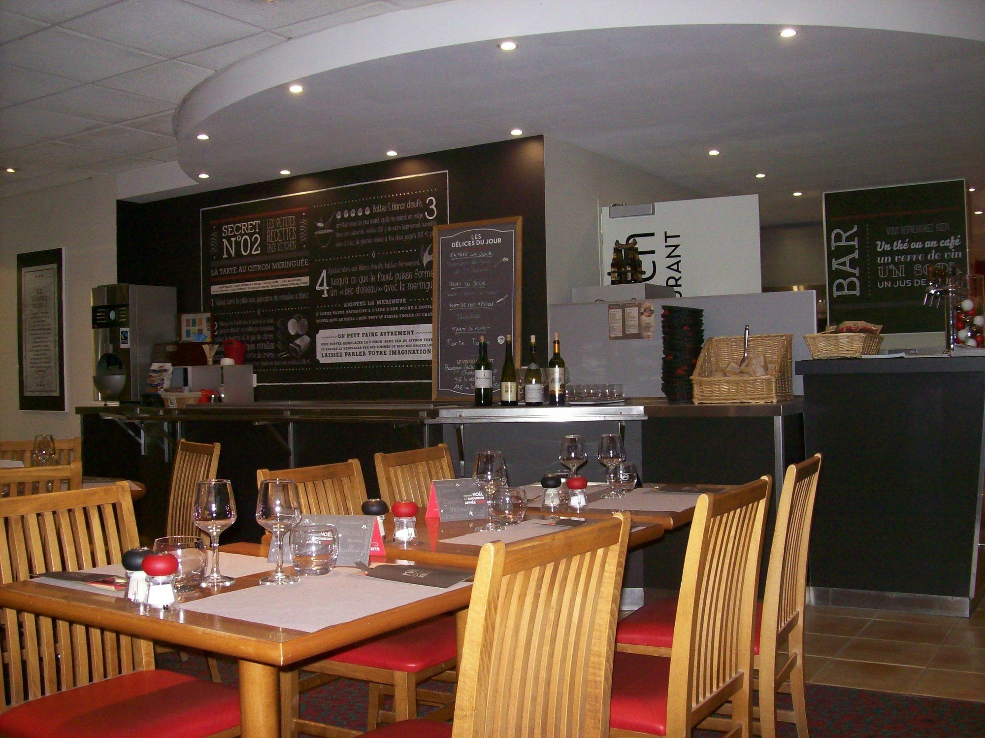 B&B Hotel Lille Villeneuve D'Ascq Grand Stade Экстерьер фото